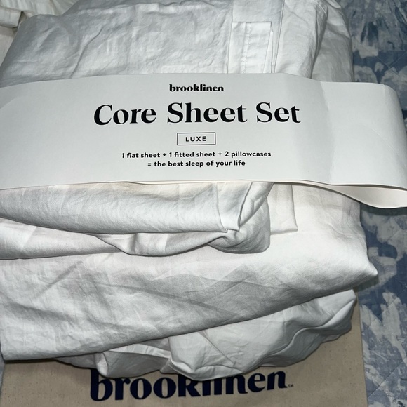Brooklinen | Bedding | Final Brooklinen White Cotton Core Luxe Sheet ...